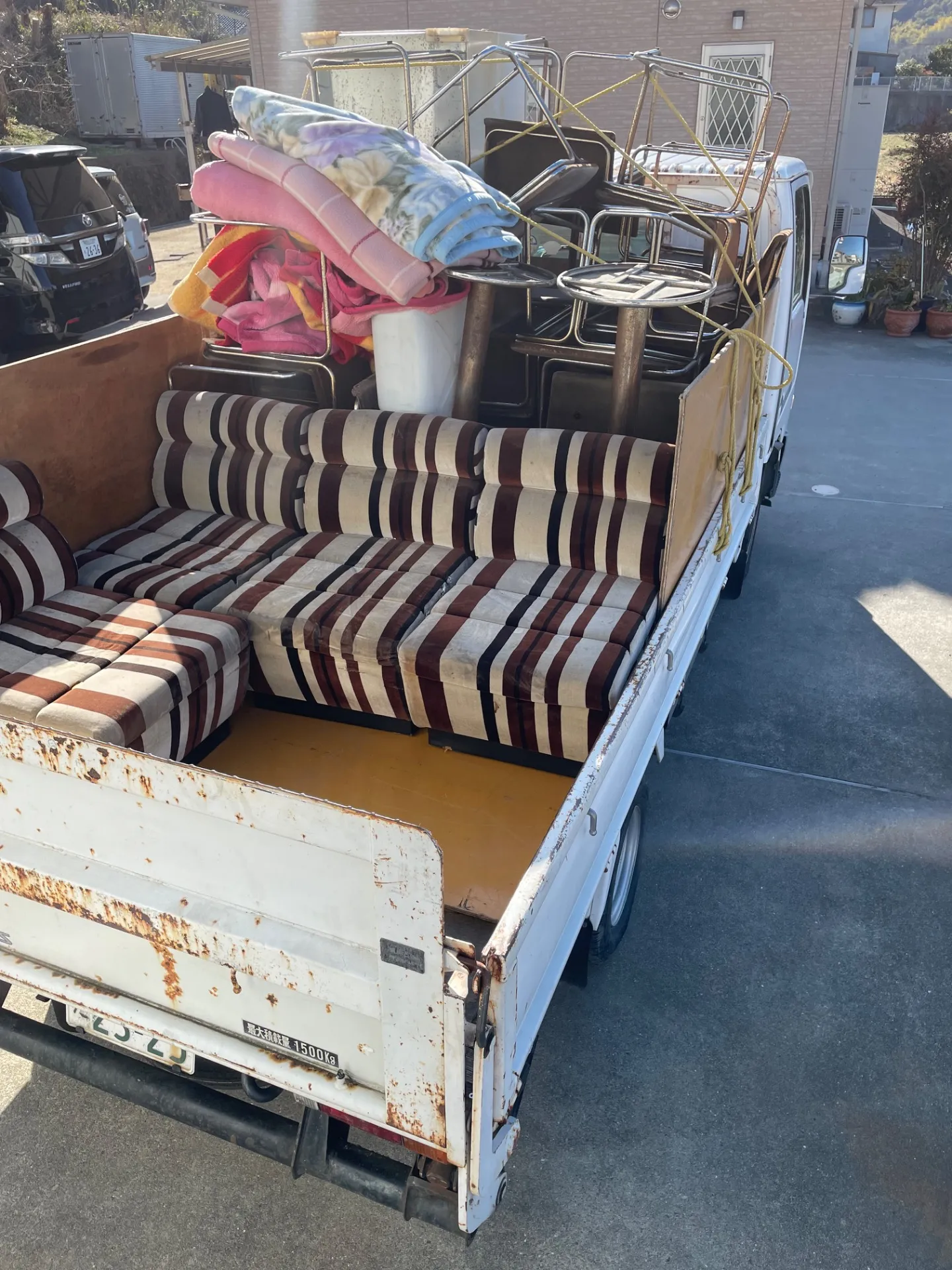 喫茶店の残置物の回収・解体