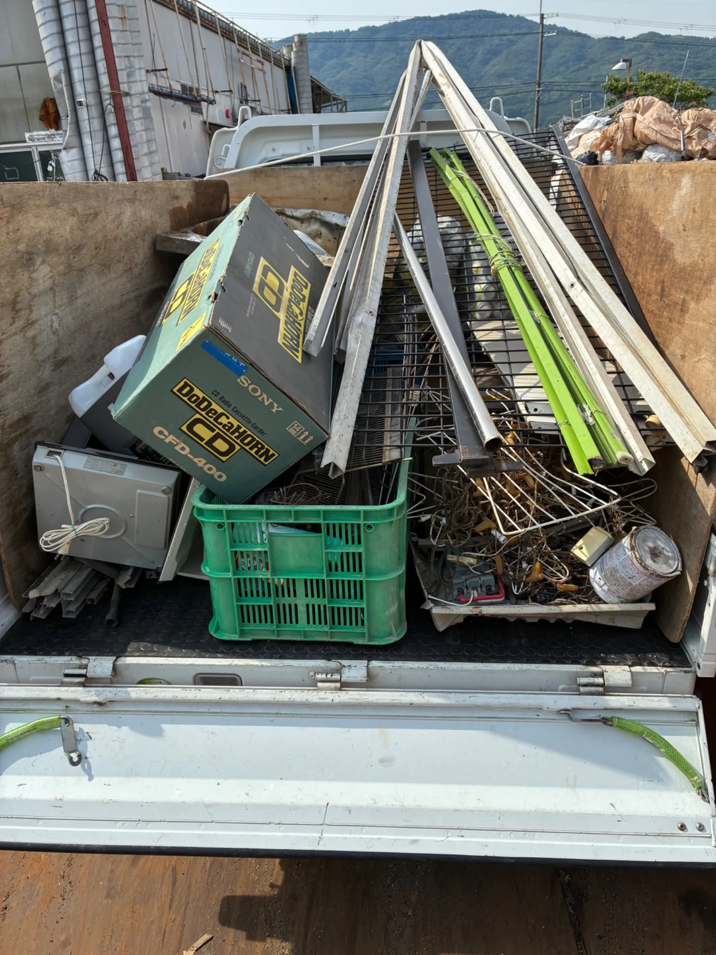 本日も鉄クズ屋に運搬