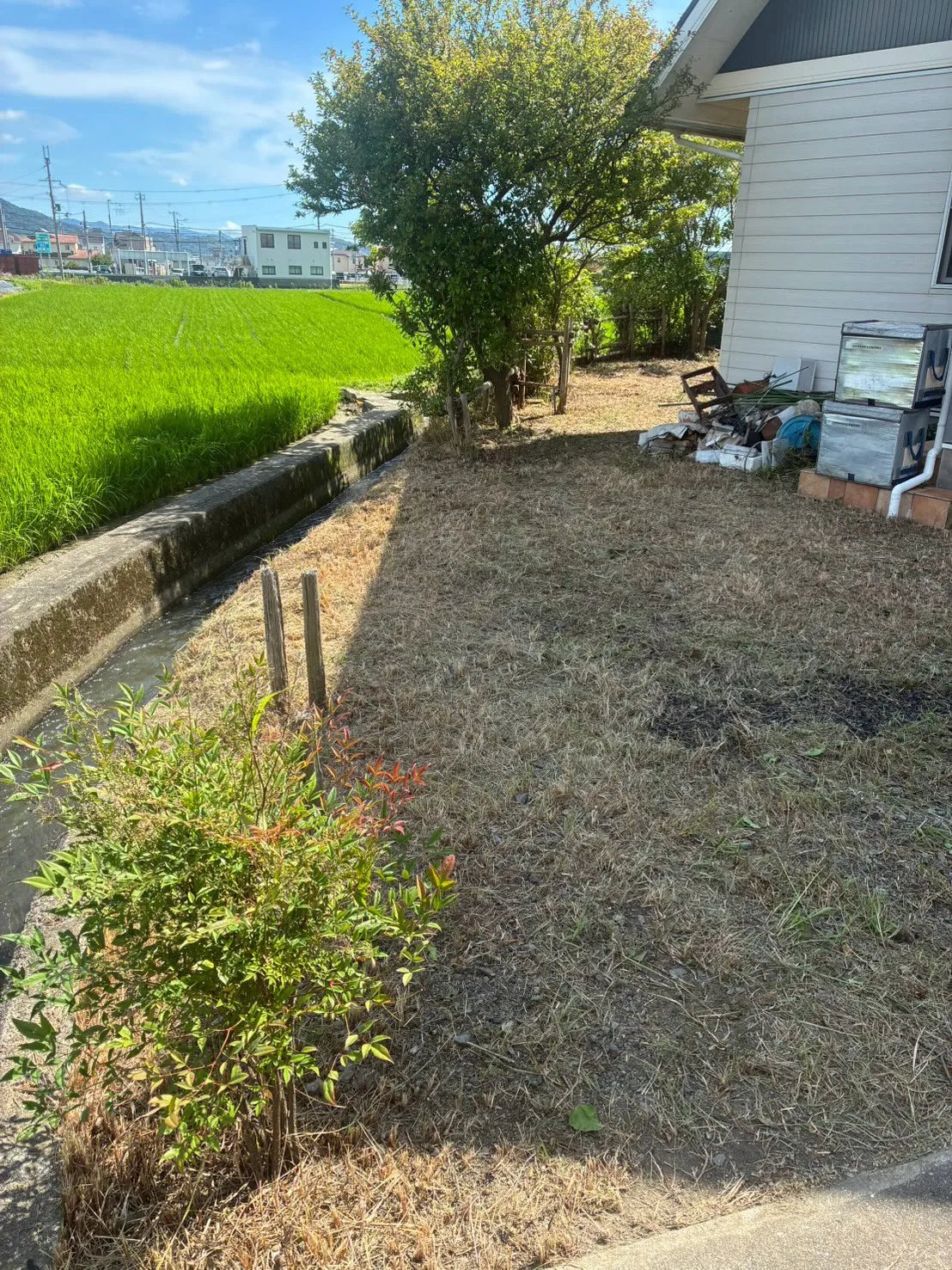先日は市内のお宅にて、草刈り・草木の処分作業を行いました🌿